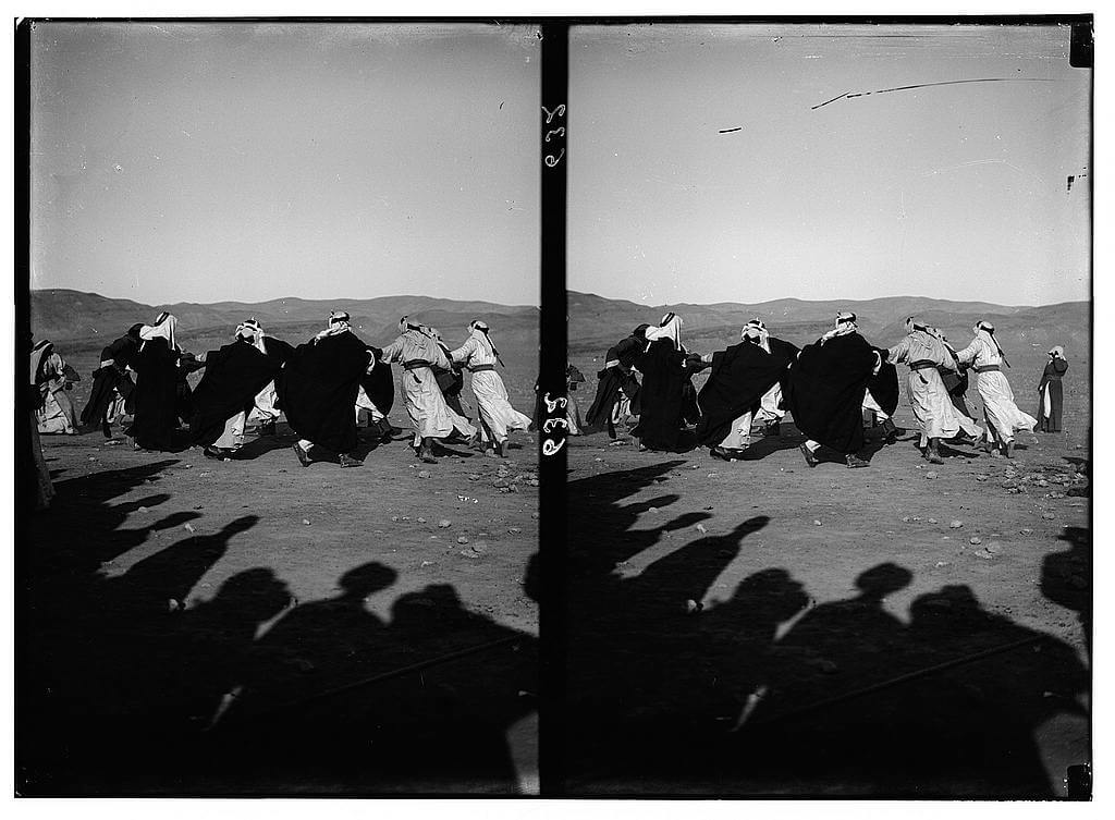 Bedouin wedding series - Playing cat and mouse