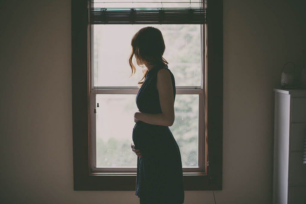 Abi Porter - maternity - 16 weeks