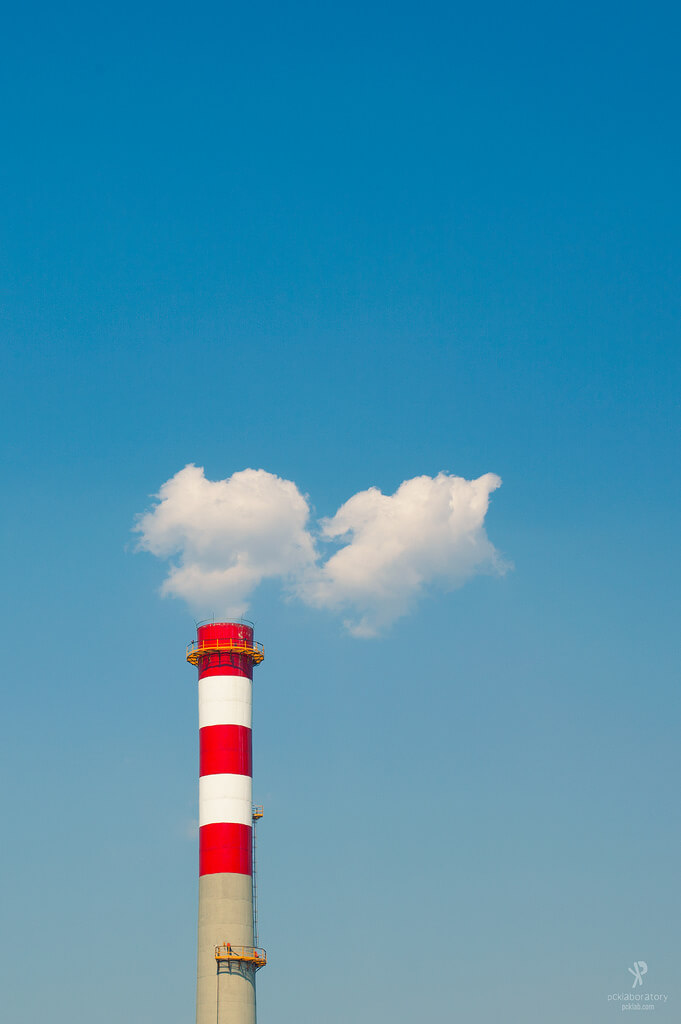 Yane Naumoski - minimalist smoke stack