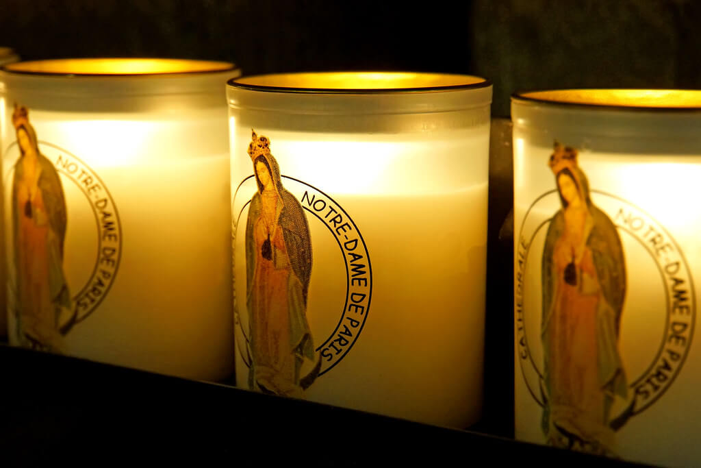 Dennis Jarvis - Candles Notre-Dame