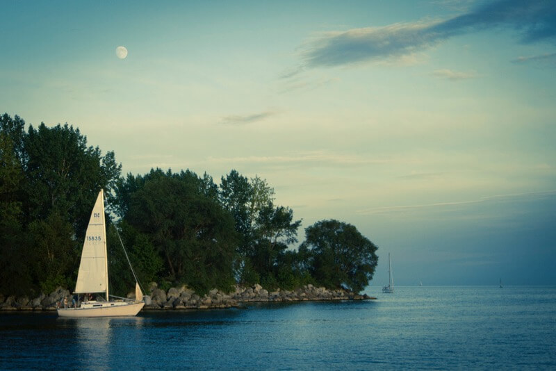 Greg David - Sailing into Lake Ontario under the moon