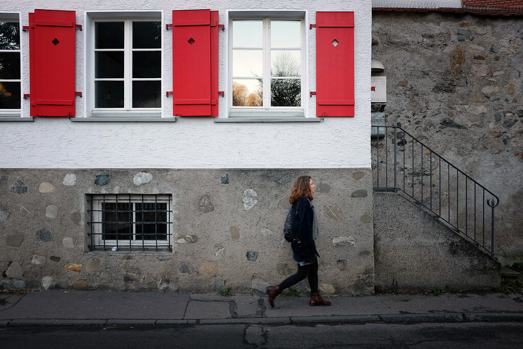 Bart Brouwer - Red shutters